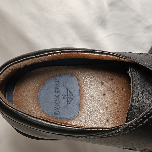 Dockers Cap-Toe Oxfords - Picture 4 of 5